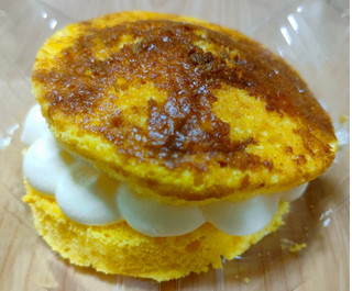 「ローソン Uchi Cafe’ 濃厚たまごケーキ」のクチコミ画像 by うるみーさん