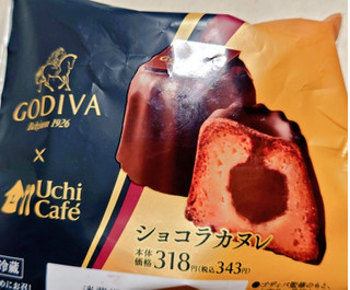 「ローソン Uchi Cafe’ × GODIVA ショコラカヌレ」のクチコミ画像 by glaceさん