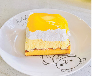 「オランジェ 贅沢ケーキ 甘熟マンゴー パック1個」のクチコミ画像 by むぎっこさん