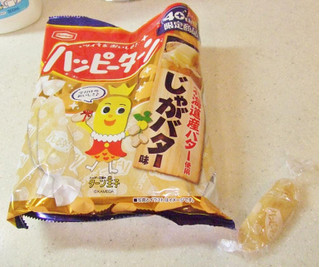 「亀田製菓 ハッピーターン じゃがバター味 袋96g」のクチコミ画像 by ビーピィさん