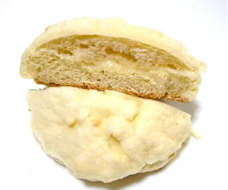 「第一パン ホワイトチョコメロンパン 袋1個」のクチコミ画像 by つなさん