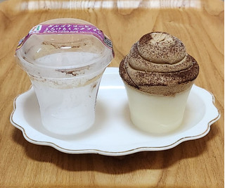 「セブン-イレブン ダルゴナコーヒー＆とろけるミルクプリン」のクチコミ画像 by みにぃ321321さん