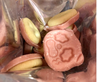 「ファミリーマート ファミマル かわいいチョコビスケットの苺のさくさくぱんだ」のクチコミ画像 by SANAさん