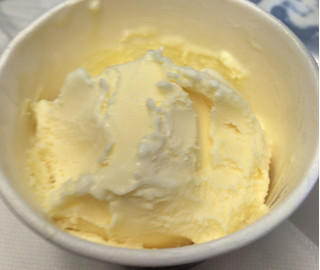 「スジャータめいらく アイスクリーム バニラ カップ120ml」のクチコミ画像 by なでしこ5296さん