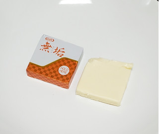「クラフト 無垢 カマンベール入りチーズの余韻 箱60g」のクチコミ画像 by みにぃ321321さん