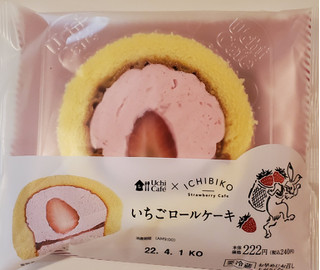 「ローソン Uchi Café×ICHIBIKO いちごロールケーキ」のクチコミ画像 by 花蓮4さん