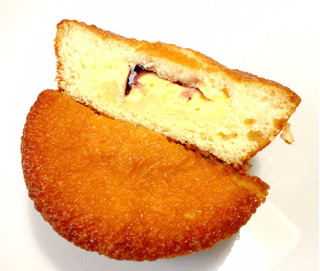 「ロッテ カスタードケーキ ブルーベリーチーズケーキ 箱6個」のクチコミ画像 by つなさん