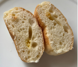 「第一パン シャキシャキりんごクリーム 4個入」のクチコミ画像 by 骨なしスケルトンさん