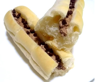 「セブン-イレブン チョコチップクリームのちぎりパン」のクチコミ画像 by つなさん