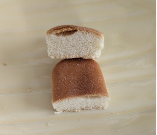 「カネ増製菓 北海道小麦のミルクパン 75g」のクチコミ画像 by まめぱんださん