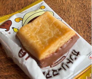 「不二家 カントリーマアム じわるバター チョコにたじたじ 129g」のクチコミ画像 by わやさかさん