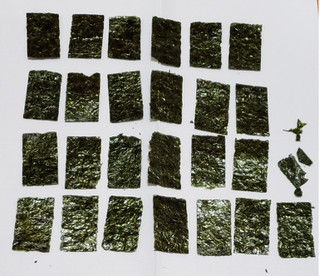 「カンロ 海苔のはさみ焼きわさび味 袋4.0g」のクチコミ画像 by みにぃ321321さん