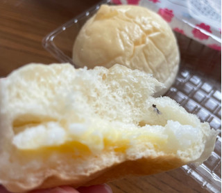 「ヤマザキ ミルキークリームパン 4個入り」のクチコミ画像 by 甘党の桜木さん