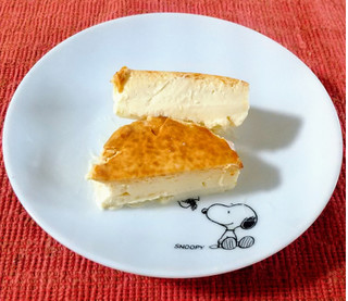 「ローソン Uchi Cafe’ 濃厚生チーズケーキ 1個」のクチコミ画像 by ピーまるさん