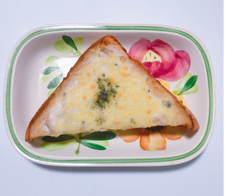 「ローソン 3種のきのこグラタン風トースト ブラン入り食パン使用」のクチコミ画像 by レビュアーさん