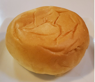 「ファミリーマート 冷やして食べるとろけるくりーむパン カスタード」のクチコミ画像 by 花蓮4さん