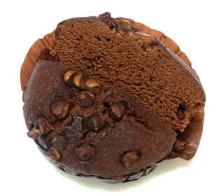 「セブン＆アイ セブンプレミアム ショコラ蒸しケーキ 袋1個」のクチコミ画像 by つなさん