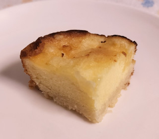 「セブン＆アイ セブンプレミアム 北海道チーズのチーズケーキタルト」のクチコミ画像 by ゆるりむさん