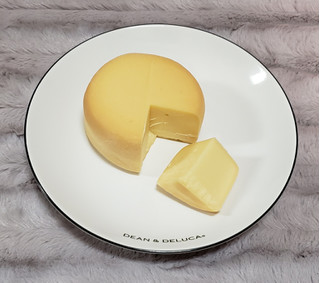 「ヒルラク 蒜山ジャージー スモークチーズ 袋200g」のクチコミ画像 by みにぃ321321さん