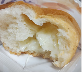「ヤマザキ とろ～り練乳パン 2個」のクチコミ画像 by もぐのこさん