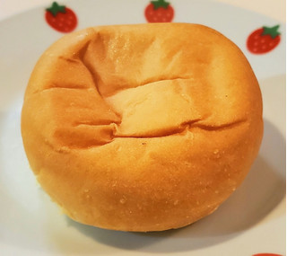 「八天堂 冷やして食べるとろけるくりーむパン クラウンメロン」のクチコミ画像 by 花蓮4さん