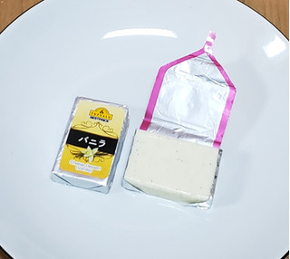 「イオン トップバリュ ベストプライス チーズデザート バニラ 4個」のクチコミ画像 by みにぃ321321さん