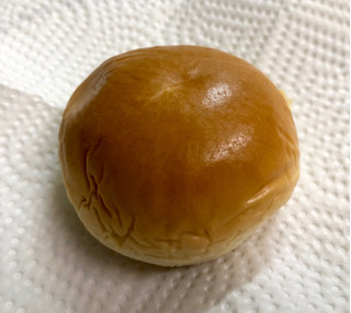 「ヤマザキ 薄皮 ローストアーモンドクリームパン 袋4個」のクチコミ画像 by SANAさん