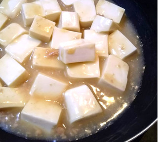 「味の素 CookDo あらびき肉入り白麻婆豆腐用 箱140g」のクチコミ画像 by つなさん