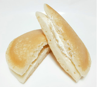 「Pasco 北海道チーズのパンケーキ 袋2個」のクチコミ画像 by つなさん