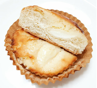 「第一パン バスクチーズケーキ風パン」のクチコミ画像 by つなさん