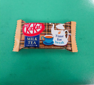 「ネスレ キットカット ミルクティー味 袋1枚」のクチコミ画像 by レビュアーさん