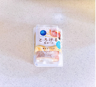 「モンテール 小さな洋菓子店 4Pとろける生ロール・深まるバニラ」のクチコミ画像 by むぎっこさん