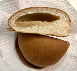 「ファミリーマート ファミマ・ベーカリー もちっと食感のイタリア栗パン」のクチコミ画像 by SANAさん