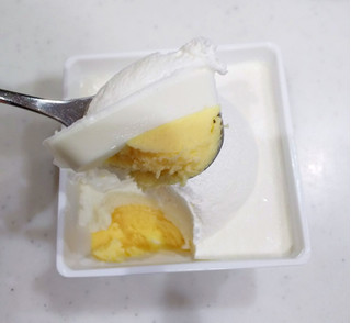 「プレシア 北海道クリームの2層のチーズケーキ パック1個」のクチコミ画像 by rikichiさん