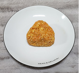 「ローソン たんぱく質が摂れる チーズチキンライス」のクチコミ画像 by みにぃ321321さん