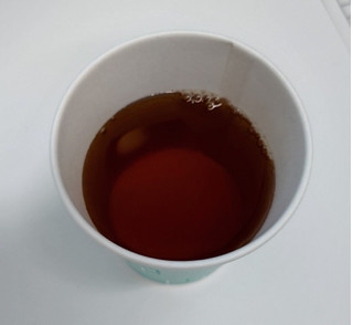 「サントリー 緑茶 ホット伊右衛門 焙じ茶 ペット500ml」のクチコミ画像 by ももたろこさん
