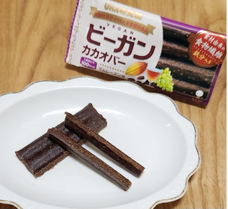「UHA味覚糖 ビーガンカカオバー ラムレーズン味 袋1個」のクチコミ画像 by みにぃ321321さん