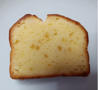 「セブン-イレブン セブンカフェ レモンパウンドケーキ」のクチコミ画像 by hiro718163さん