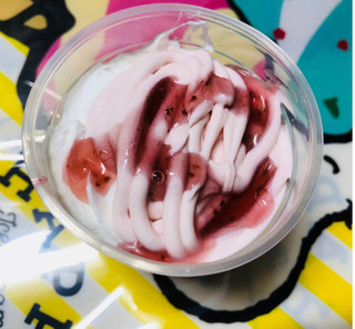 「ロピア プチ とちおとめ苺モンブラン カップ1個」のクチコミ画像 by シナもンさん
