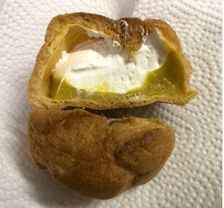 「モンテール 小さな洋菓子店 モンブランのシュークリーム 袋1個」のクチコミ画像 by SANAさん