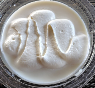 「セブン-イレブン 北海道産牛乳使用 ミルクプリン」のクチコミ画像 by るったんさん