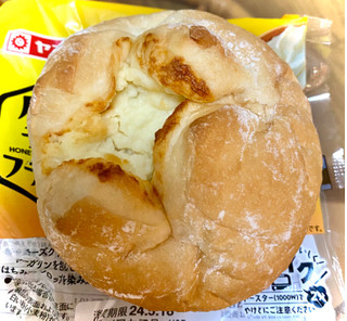 「ヤマザキ ハニーチーズフランスパン 1個」のクチコミ画像 by ぱぴぴさん