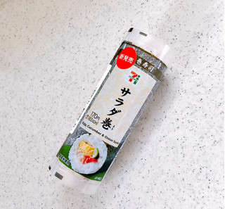 「セブン-イレブン 手巻寿司 サラダ巻」のクチコミ画像 by むぎっこさん