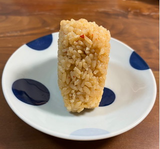 「ローソン おにぎり屋 悪魔のおにぎり 四川風担々麺味」のクチコミ画像 by ピンクのぷーさんさん