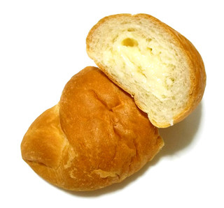 「ヤマザキ とろ～り練乳パン 2個」のクチコミ画像 by つなさん