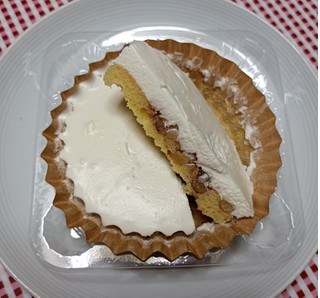 「プレシア ざくっとくるみのレアチーズケーキ 1個」のクチコミ画像 by hiro718163さん