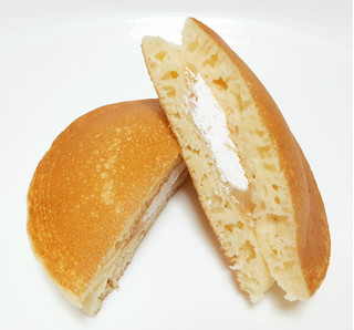 「Pasco 北海道十勝牛乳パンケーキ 袋2個」のクチコミ画像 by つなさん