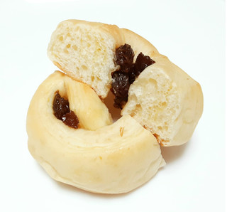 「ヤマザキ BAKE ONE もっちパン レーズン 袋4個」のクチコミ画像 by つなさん