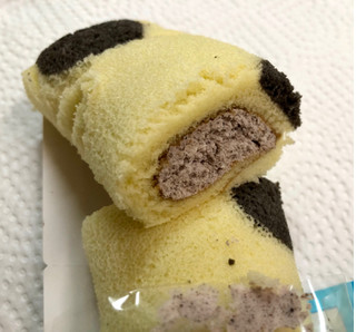 「ヤマザキ ロールちゃん クッキー＆クリーム 袋1個」のクチコミ画像 by SANAさん