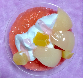 「ドンレミー ごちそう果実 2種の桃パフェ 白桃＆黄桃」のクチコミ画像 by カスタード ホイップさん